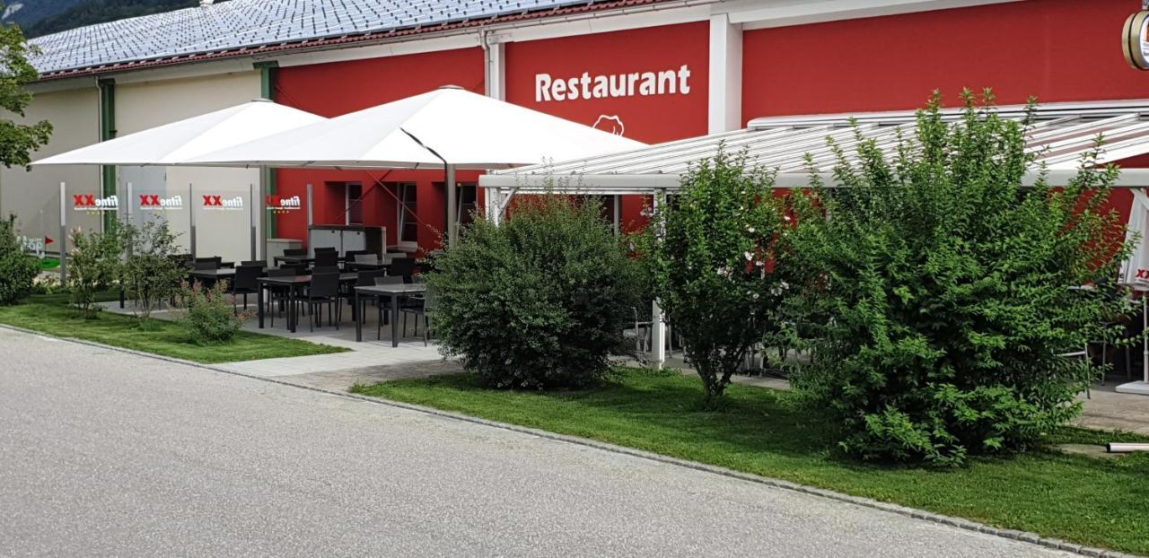 Fitnexx Zelt-Dorf Hotel Balsthal Exterior foto